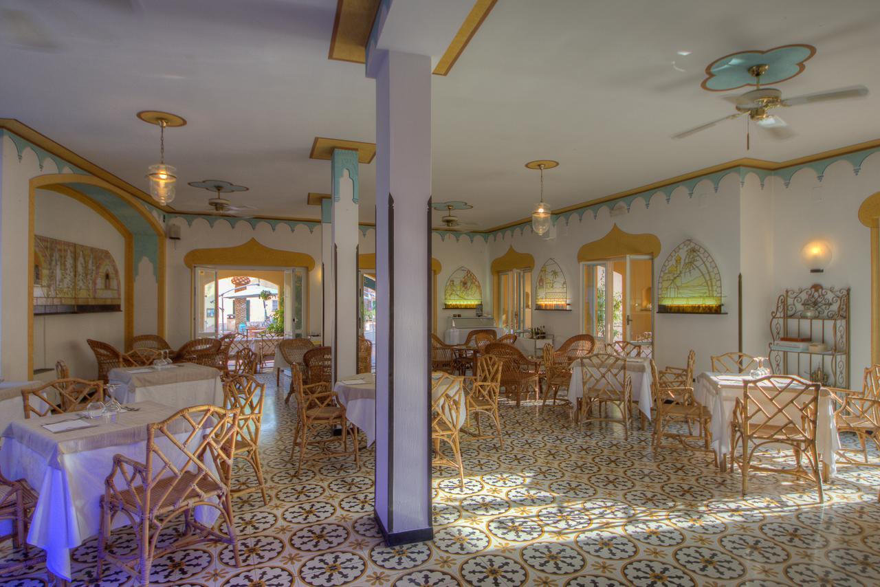 Hotel Arabesque Varigotti Dış mekan fotoğraf
