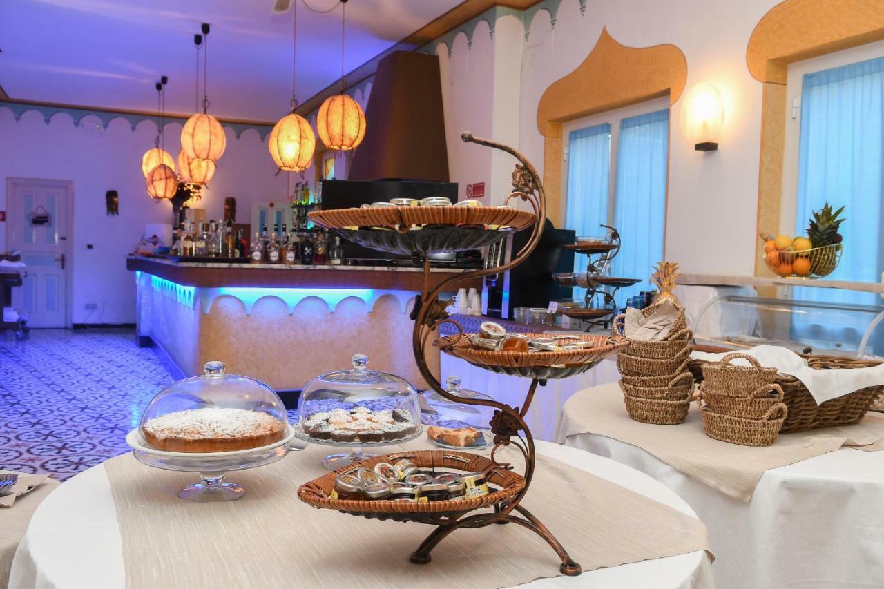 Hotel Arabesque Varigotti Dış mekan fotoğraf